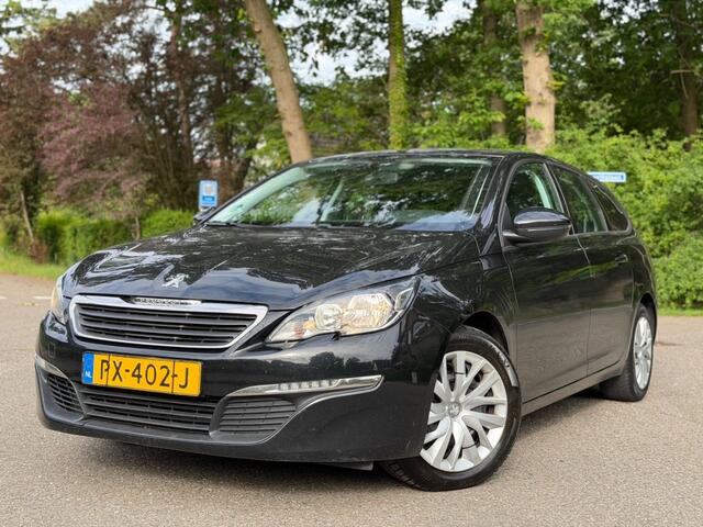 Peugeot 308 1.2 Benzine D-riem is vervangen - Navi !!!