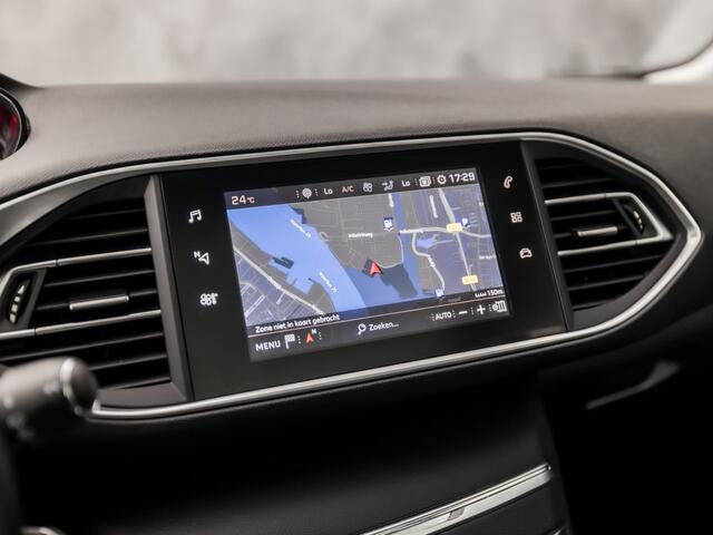 Peugeot 308 1.2 PureTech Allure (PANORAMADAK, 1e EIGENAAR, APPLE CARPLAY, LEDER, GROOT NAVI, SPORTSTOELEN, GETINT GLAS, CRUISE, NIEUWE APK, NIEUWSTAAT)