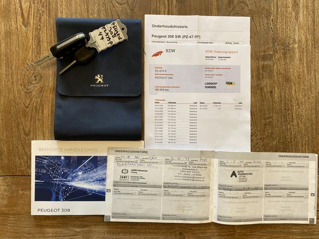 Peugeot 308 SW 1.2 PureTech Blue Lease Premium Clima, CC, CarPlay, Pano, PDC, LM, nw. APK - Inruil Mogelijk -