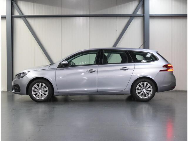 Peugeot 308 SW 1.2 130PK Allure | 1ste eigenaar | AppleCarPlay/AndroidAuto | 16"LMV | Navigatie | Cruise Control | Climate Control | Camera | Armsteun | Keyless | Isofix | Parkeersensoren | Trekhaak | Stoelverwarming |