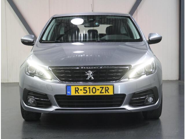 Peugeot 308 SW 1.2 130PK Allure | 1ste eigenaar | AppleCarPlay/AndroidAuto | 16"LMV | Navigatie | Cruise Control | Climate Control | Camera | Armsteun | Keyless | Isofix | Parkeersensoren | Trekhaak | Stoelverwarming |