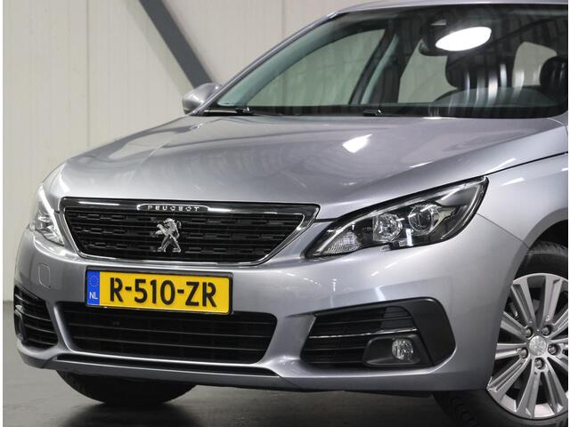 Peugeot 308 SW 1.2 130PK Allure | 1ste eigenaar | AppleCarPlay/AndroidAuto | 16"LMV | Navigatie | Cruise Control | Climate Control | Camera | Armsteun | Keyless | Isofix | Parkeersensoren | Trekhaak | Stoelverwarming |
