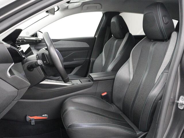 Peugeot 308 1.6 HYbrid 180 Allure Pack Business | SOH 93,8% | Trekhaak | Adaptive cruise | Half leder | Camera | Carplay | Navigatie | Keyless | Full LED | Parkeerhulp | Climate control | PHEV | Plug In