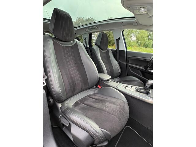 Peugeot 308 SW 1.2 Distributie vervangen PANO CAMERA XENON LEDER