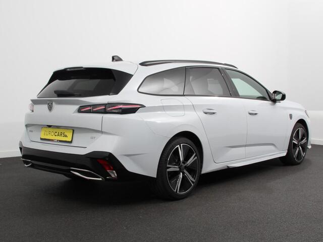 Peugeot 308 1.2 PureTech GT | Climate control Adaptive cruise control Parkeersensoren Achteruitrijcamera Navigatie Voorstoelen verwarmd LED Apple Carplay/ Android Auto