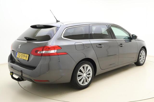 Peugeot 308 SW 1.2 PureTech Blue Lease Premium Trekhaak | Apple carplay/Android auto | Achteruitrijcamera | Keyless entry | Panorama dak | Lichtmetalen velgen |