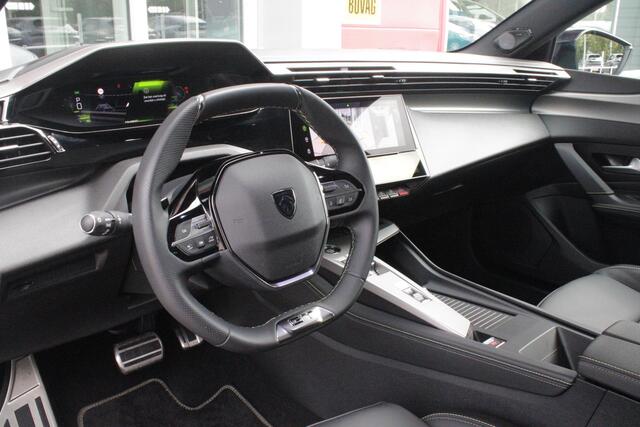 Peugeot 308 1.2 Hybrid 145PK AUTOMAAT GT | PANORAMA SCHUIF/KANTEL DAK | AFNEEMBARE TREKHAAK | NAVIGATIE | SENSATION PACK: FOCAL HIFI SYSTEM (PREMIUM HIFI SYSTEEM MET 10 SPEAKERS)/DRAADLOZE TELEFOONLADER | 360° VISION & DRIVE ASSIST PLUS PACK: ACHTERUITRIJCAMERA 360° 