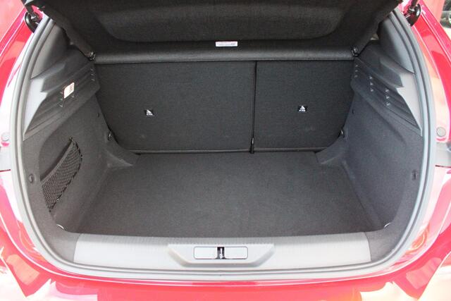 Peugeot 308 1.2 Hybrid 145PK AUTOMAAT ALLURE | AGR STOEL | STOEL EN STUUR VEWARMING | KEYLESS ENTRY/START | DRAADLOZE APPLE CARPLAY/ANDROID AUTO | NAVIGATIE | CLIMATE CONTROL | LICHTMETALEN VELGEN 17" | LED KOPLAMPEN | ACHTERUITRIJCAMERAA | ADAPTIVE CRUISE CONTROL | 