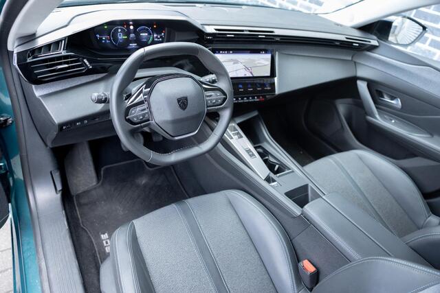 Peugeot 308 SW 1.6 HYbrid 180 Allure Pack Business | Achteruitrijcamera | Parkeersensoren | Cruise Control Adaptief | Dodehoekdetectie | Stoelverwarming | Lichtmetalen Velgen 17 inch | Navigatie | Apple Carplay | Android Auto | Plug-in Hybrid (PHEV)