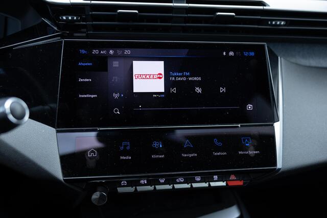 Peugeot 308 SW 1.6 HYbrid 180 Allure Pack Business | Achteruitrijcamera | Parkeersensoren | Cruise Control Adaptief | Dodehoekdetectie | Stoelverwarming | Lichtmetalen Velgen 17 inch | Navigatie | Apple Carplay | Android Auto | Plug-in Hybrid (PHEV)