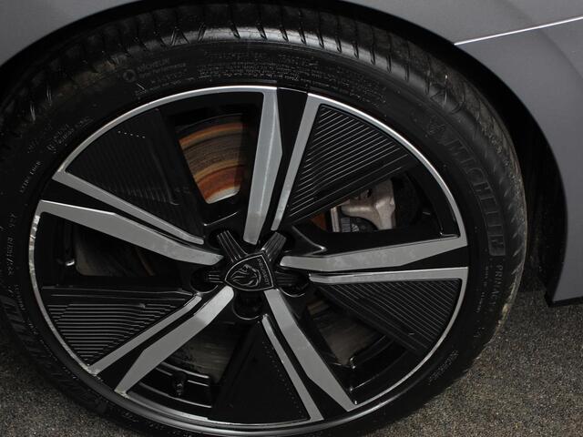 Peugeot 308 SW 1.6 Plug-in Hybrid 225 GT Navigatie Apple Carplay/Android Auto Camera Parkeersensoren Adaptive Cruise Control Stoelverwarming FULL LED Climate Control Virtual Cockpit Lichtmetalen velgen