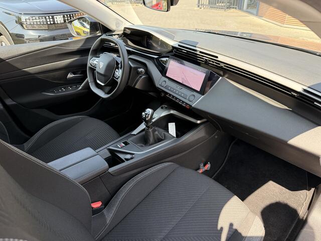 Peugeot 308 1.2 PureTech Active Pack Business Carplay / Navi / Clima / Cruise