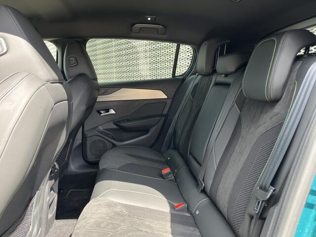 Peugeot 308 1.2 Hybrid 145 e-DCS6 GT | Leder/alcantara | 360 Camera DEMO DEAL!