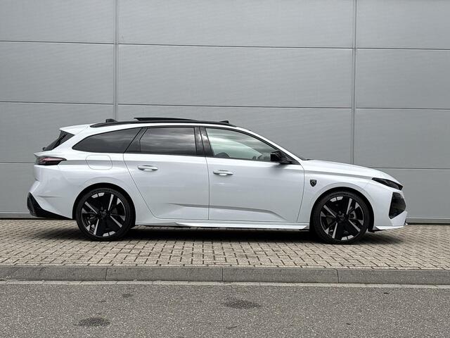 Peugeot 308 SW 1.6 Plug-in Hybrid 195 GT | Panoramisch schuifdak | Focal | Adaptieve Cruise Control | 360 Camera | Zeer compleet!