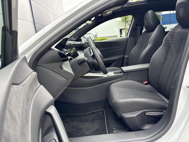 Peugeot 308 SW 1.6 Plug-in Hybrid 195 GT | Panoramisch schuifdak | Focal | Adaptieve Cruise Control | 360 Camera | Zeer compleet!