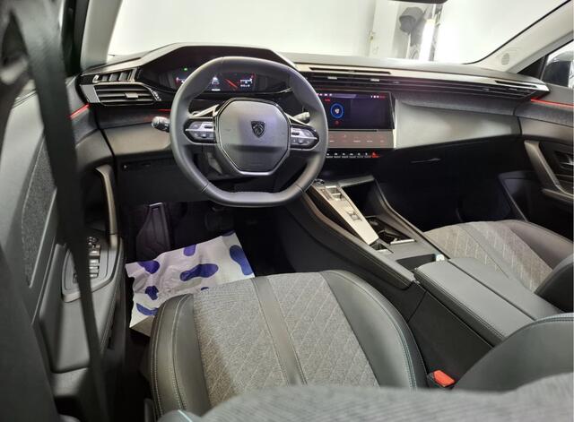 Peugeot 408 1.2 PureTech Allure Pack 130 EAT8 Navigatie / Camera / Automaat