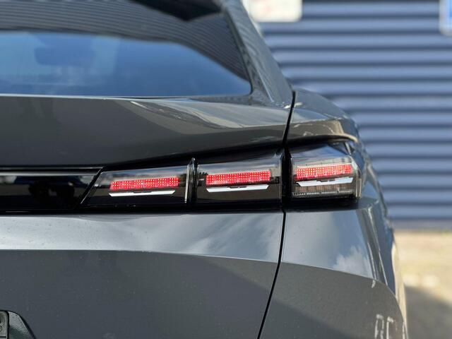 Peugeot 408 1.6 HYbrid 225 EAT8 Allure Avantage | AGR comfortstoelen | Apple Carplay/Android Auto | Stoelverwarming | Draadloze telefoonlader | Adaptive Cruise Control | Full LED | Navigatie | Keyless Entry/Start | Parkeercamera/-sensoren (voor/achter) |