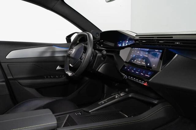 Peugeot 408 1.2 PureTech GT FULL OPTION!