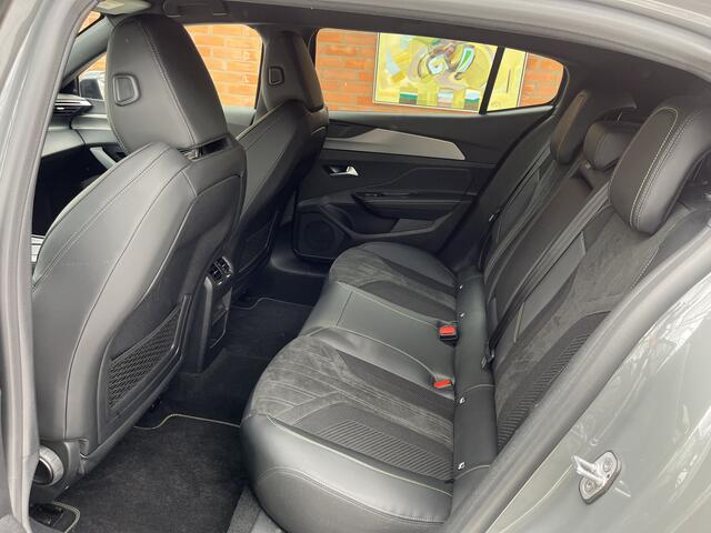 Peugeot 408 Hybrid 136 e-DCS6 GT | Keyless | Camera | Apple Carplay/Android Auto |