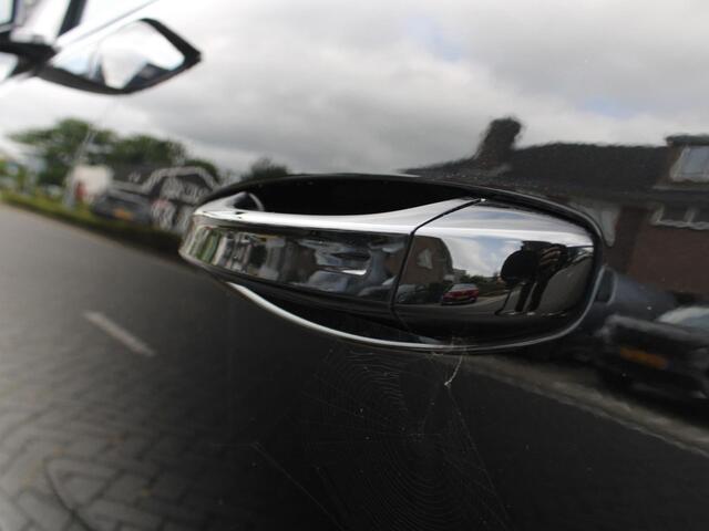Peugeot 408 GT 1.2 PureTech 130PK EAT8 Automaat Navigatie, Rondomzichtcamera, Stoelverwarmig, Massage, Stuurverwarming, Panoramadak, Trekhaak