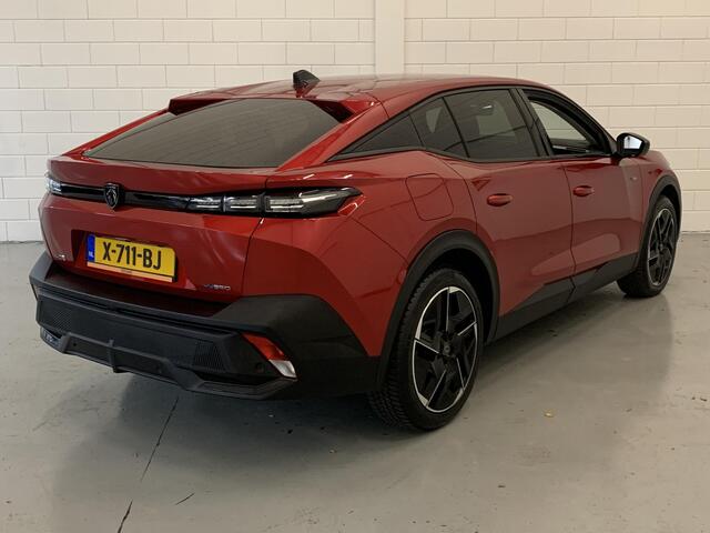 Peugeot 408 1.6 HYbrid Allure Pack 225 EAT8 TREKHAAK | RONDOM ZICHT CAMERA | NAVIGATIE