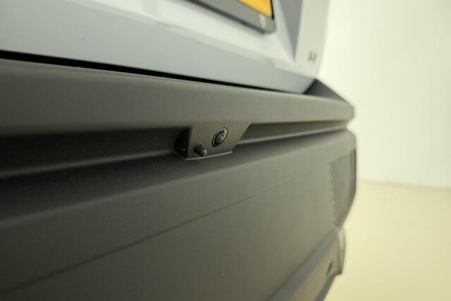 Peugeot 408 1.2 Hybrid 145 e-DCS6 Allure Alcantara l Camera l Parkeersensoren l 3D-Cockpit l Full-LED l Draadloos Apple Carplay/Android Auto l Verwarmd Stuurwiel l TomTom Navigatie l Lichtmetalen velgen