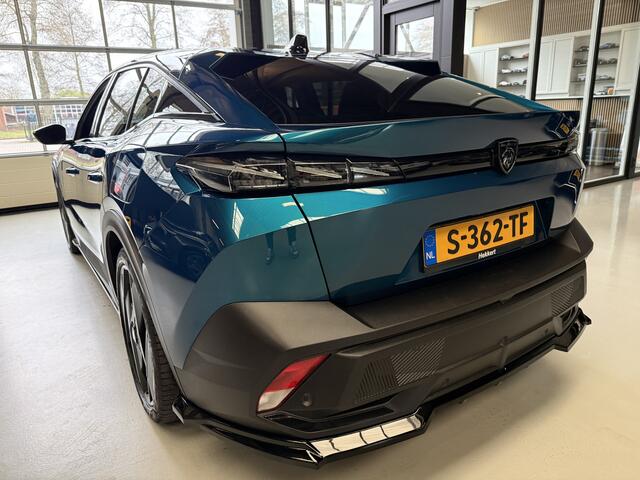 Peugeot 408 1.6 HYbrid GT 225pk EAT8 First Edition ACC, Massage, Leder/alcantara