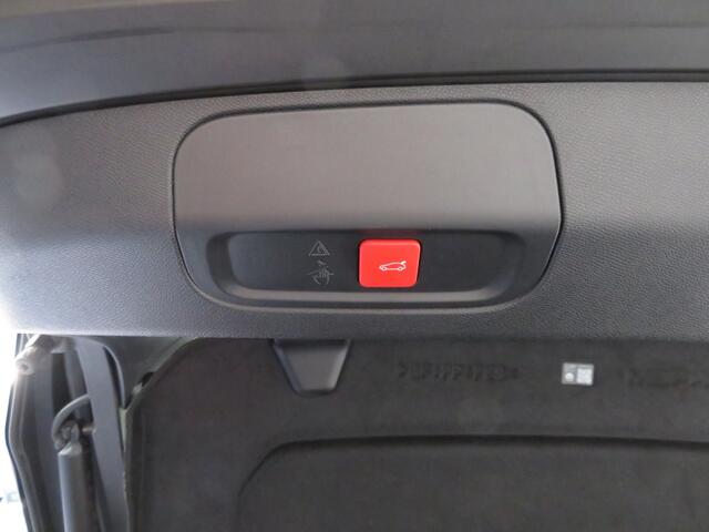 Peugeot 408 1.6 HYbrid 225 GT