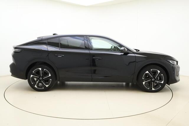 Peugeot 408 1.2 Hybrid 145 e-DCS6 Allure | Achteruitrijcamera | Dealer Onderhouden l Wireless Apple Carplay & Android Auto l TomTom Navigatie l DAB l Bluetooth l PDC l Camera l LED l Lichtmetalen Velgen