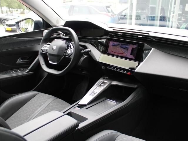 Peugeot 408 1.2 PT Allure Pack 130pk EAT8 Automaat | Camera/Stoelverwarming/Adaptive