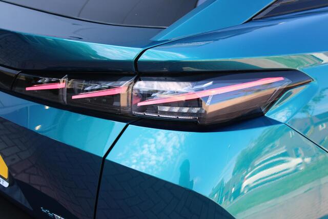 Peugeot 408 1.6 HYbrid 225 EAT8 GT 20'' INCH VELGEN - DRAADLOZE TELEFOONLADER - 360 CAMERA - PLUG IN HYBRIDE !