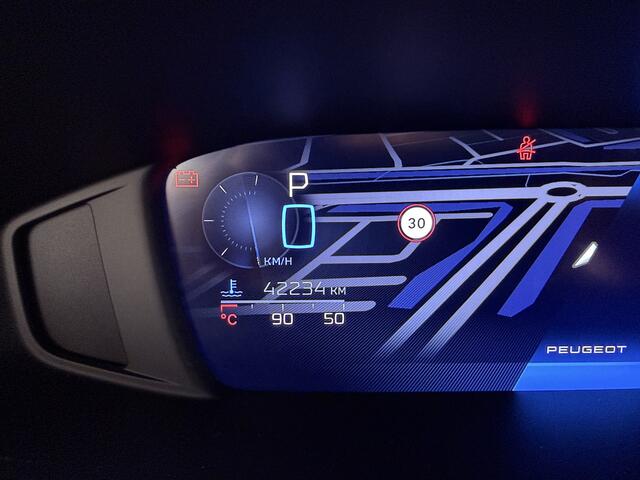Peugeot 408 1.2 Hybrid 145 e-DCS6 Allure | Full Map Navi | Adapt. Cruise | Camera | Carplay |