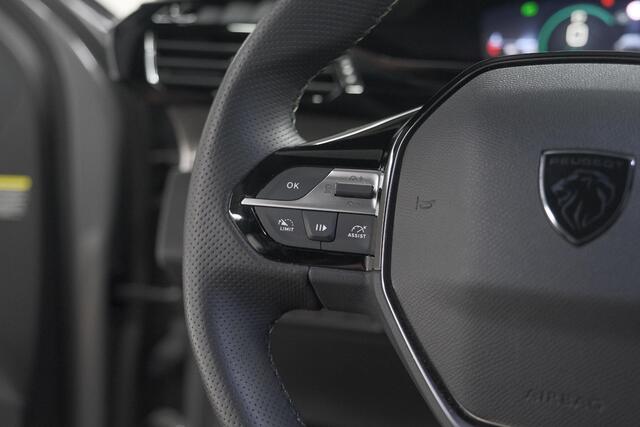 Peugeot 408 1.2 Hybrid 136 e-DCS6 GT | 360 Camera | Elektrische kofferklep | Dodehoekdetectie | Alcantara Stoelen