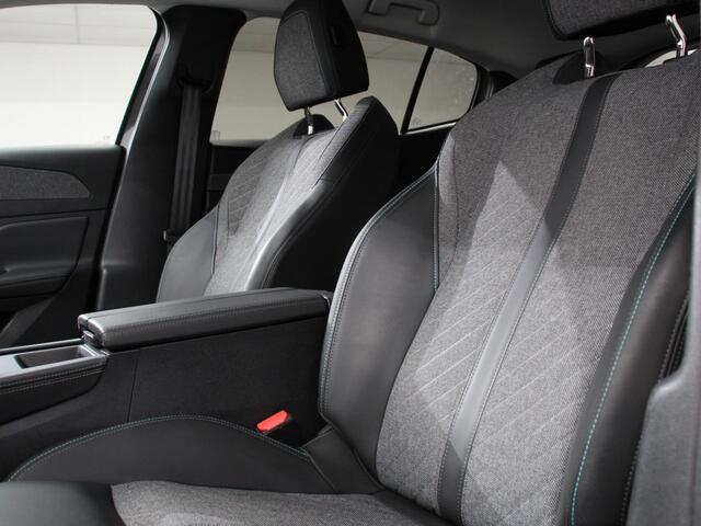 Peugeot 408 1.2 PureTech Allure Pack 130 Autmaat Comfort Pakket, Electrische stoelverstelling LV, stoelverwarming Camera 360 Navigatie Climate Control Dab Led Parkeer sensoren