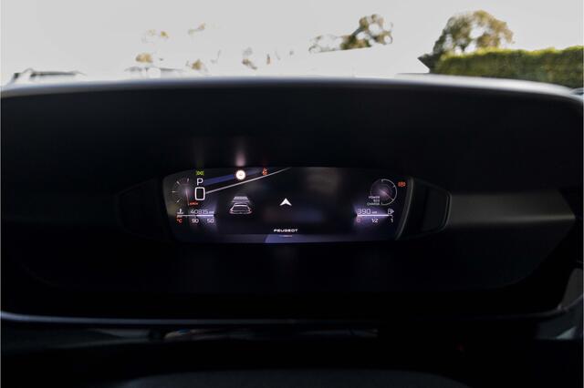 Peugeot 408 1.2 Hybrid 145 e-DCS6 Allure | 360° Camera | Head-up