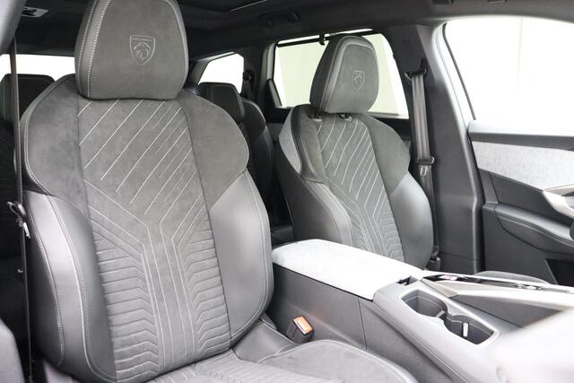 Peugeot 5008 1.6 Plug-in Hybrid 195 GT | PHEV | AUTOMAAT | 1300KG Trekvermogen | WLPT 82KM | Elektrische Kofferklep | AGR Stoelen Voor | 7-Zits | Full Option |