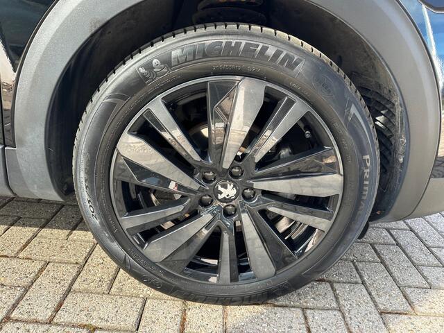 Peugeot 5008 1.2 PureTech GT BLACK PACK