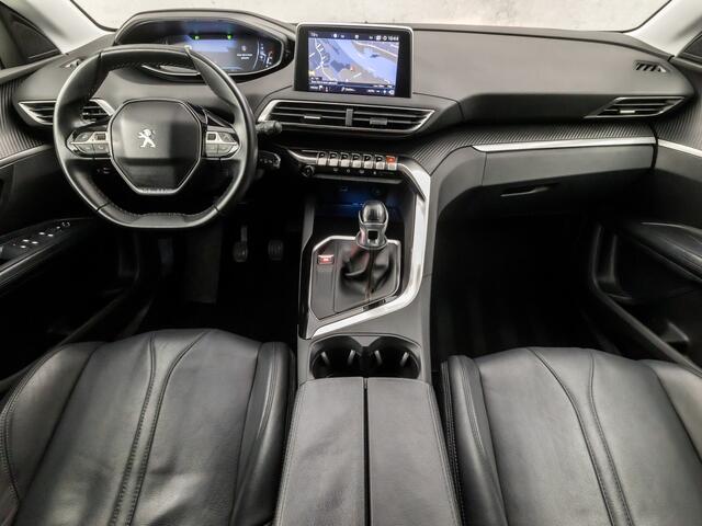 Peugeot 5008 1.2 PureTech Sport 7 Persoons (APPLE CARPLAY, GROOT NAVI, LEDER, GETINT GLAS, SPORTSTOELEN, 360 CAMERA, CRUISE, NIEUWE APK, NIEUWSTAAT)