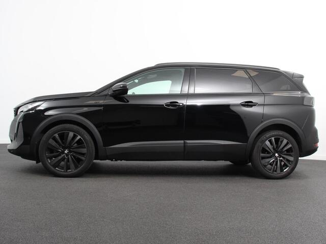 Peugeot 5008 1.2 PureTech GT Black Pack 7p Climate control Adaptive cruise control Achteruitrijd camera Verwarmde voorstoelen Keyless Navigatie LED Apple Carplay/ Android Auto