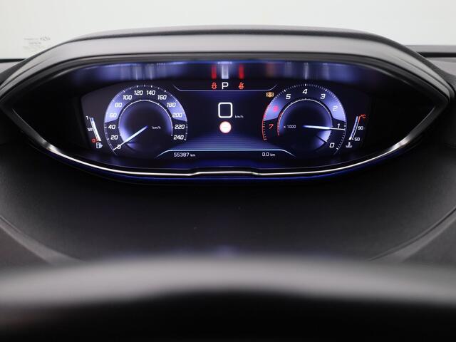 Peugeot 5008 1.2 PureTech 130 PK Automaat Allure 7-Pers. | CAMERA | ADAPTIVE | KEYLESS | TREKHAAK