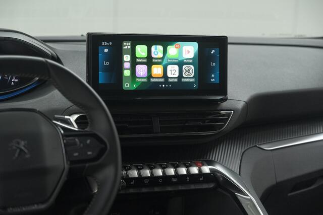 Peugeot 5008 PureTech 130 EAT8 Active Pack | 7 Zitplaatsen | Camera | Navigatie | Apple Carplay | Parkeersensoren