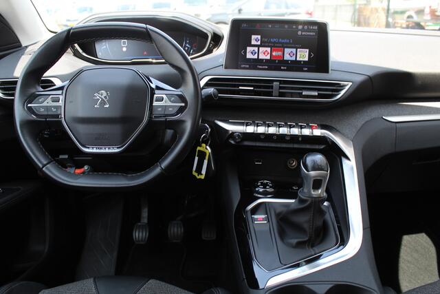 Peugeot 5008 1.2 PureTech 131PK Advanced Grip Control Allure | Trekhaak | Panoramadak | Navigatie | 7-Persoons | Camera