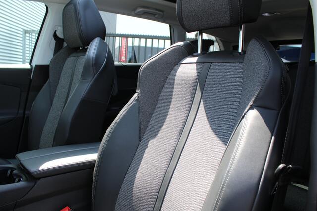 Peugeot 5008 1.2 PureTech 131PK Advanced Grip Control Allure | Trekhaak | Panoramadak | Navigatie | 7-Persoons | Camera