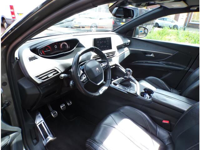 Peugeot 5008 1.2 PureTech Blue Lease GT-Line elec panodak 7 persoons navi tel cruisecontrol......