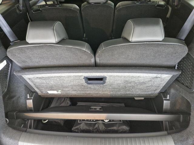 Peugeot 5008 e-5008 GT Avantage 73 kWh Warmtepomp | Nappa Leder | Panoramisch Schuifdak | Stoelverwarming voor en achter