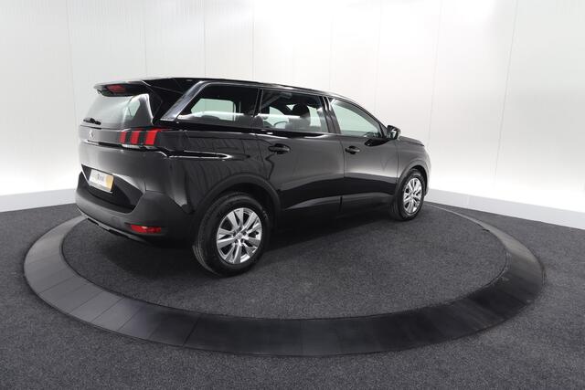 Peugeot 5008 PureTech 130 EAT8 Active Pack | 7 Zitplaatsen | Camera | Navigatie | Apple Carplay | Parkeersensoren