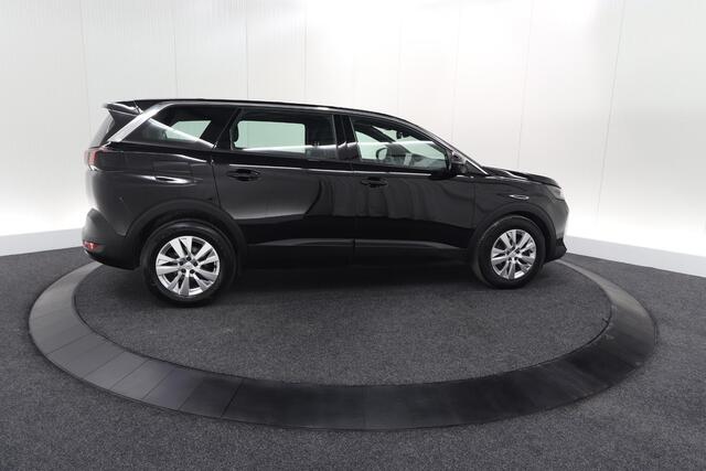 Peugeot 5008 PureTech 130 EAT8 Active Pack | 7 Zitplaatsen | Camera | Navigatie | Apple Carplay | Parkeersensoren