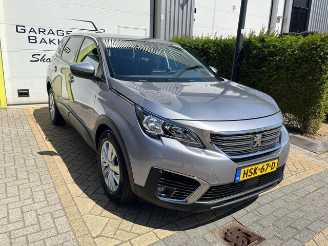 Peugeot 5008 1.2 PureTech Blue Lease Executive 7 Persoons Led Automaat Navigatie Bluetooth