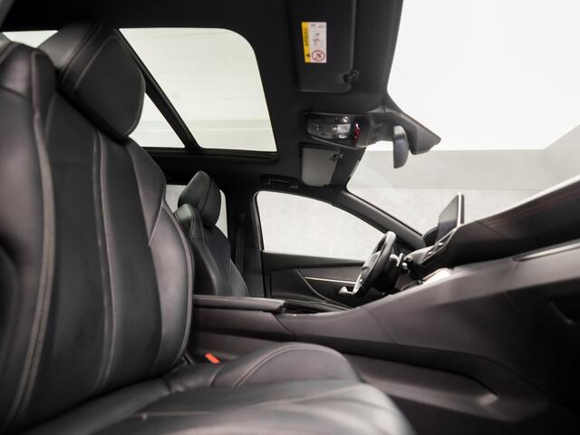 Peugeot 5008 1.6 PureTech GT-Line 7 Persoons 181Pk Automaat (PANORAMADAK, APPLE CARPLAY, GROOT NAVI, FOCAL AUDIO, ADAPTIVE CRUISE, LEDER, SPORTSTOELEN, 360 CAMERA, KEYLESS, GETINT GLAS, TREKHAAK, NIEUWSTAAT)