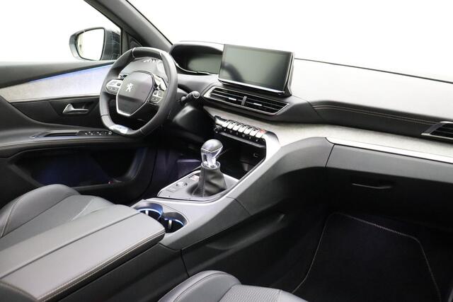 Peugeot 5008 1.2 Turbo GT Panoramadak | Navigatie | Achteruitrijcamera | 7 Persoons | Full Led | Elektrisch bedienbare achterklep | 18inch velgen